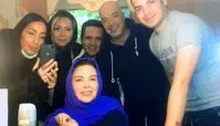 سلفی شهره سلطانی و همکارانش در اتاق گریم + عکس