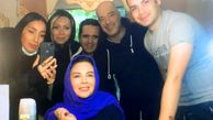 سلفی شهره سلطانی و همکارانش در اتاق گریم + عکس