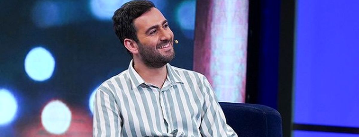 حضور نیما شعبان نژاد در برانامه شب آهنگی با جوراب های رنگی + عکس