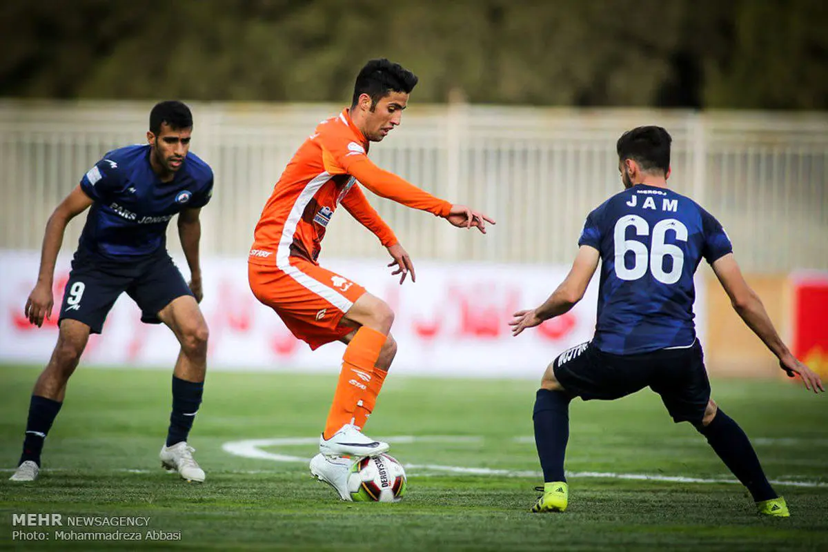  تقدیر بختیار  از علی دایی!