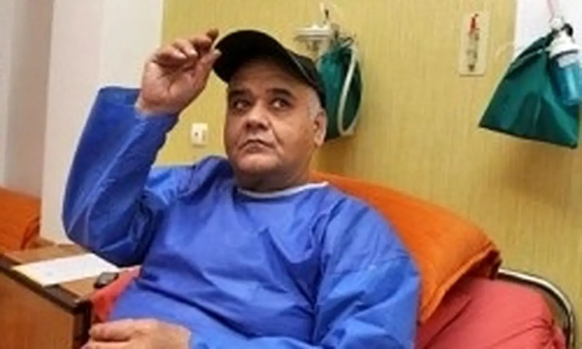 اکبر عبدی باید چند ماه دیگ هم در قرنطینه باشد