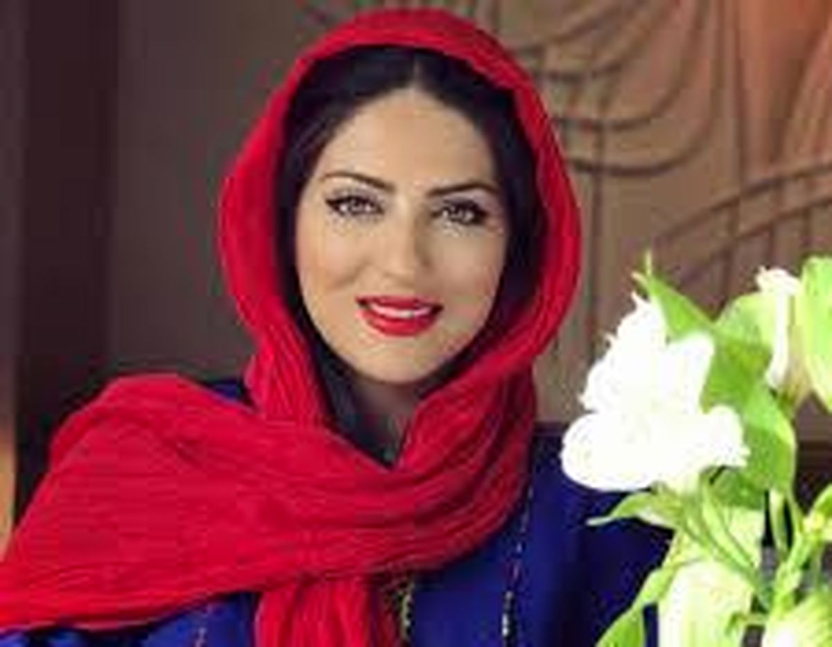 تیپ هلیا امامی در اکران فیلم 23 نفر /عکس