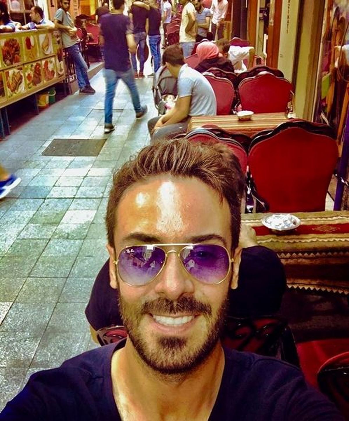 رستوران گردی آقای بازیگر در استانبول+عکس