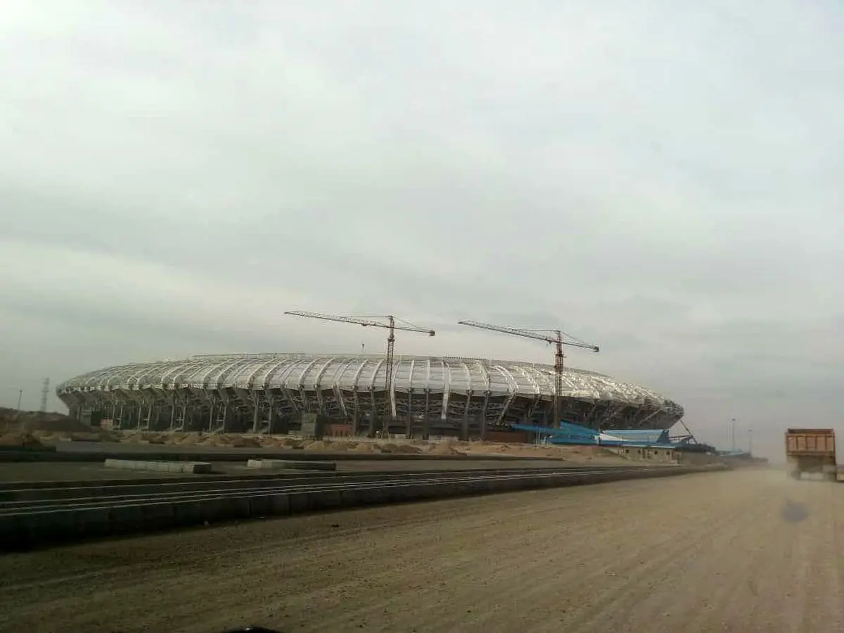 تلاش برای رساندن نقش جهان به پرسپولیس (عکس)