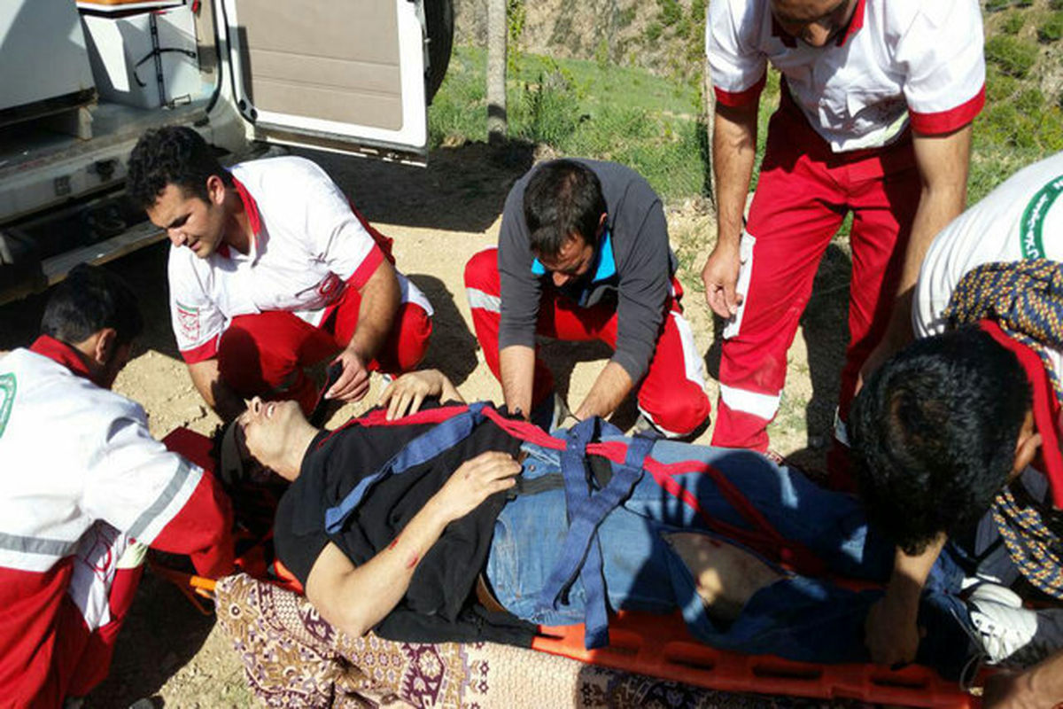 نجات جان کوهنورد زنجانی در منطقه ییلاق طارم