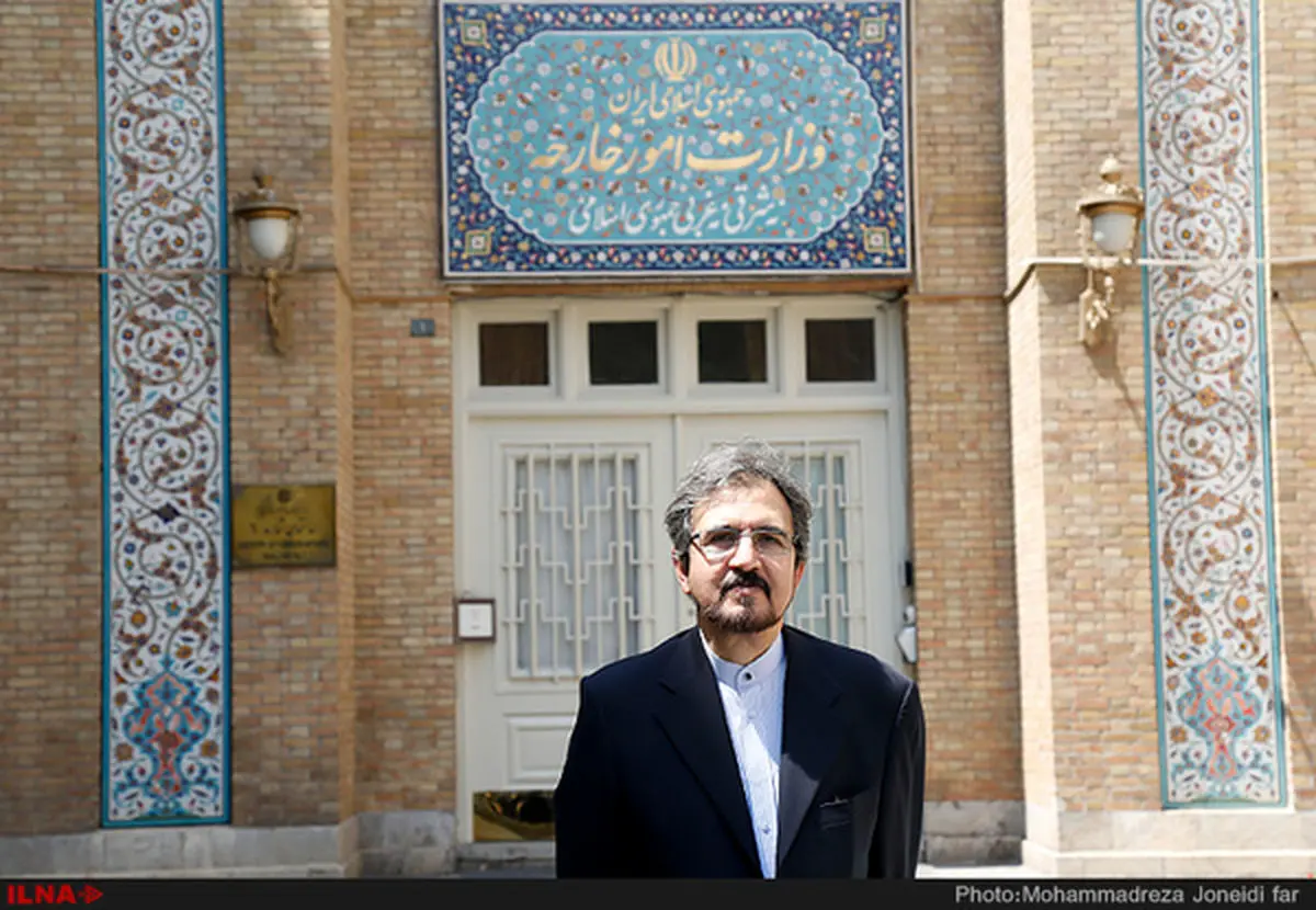 ظریف در کنفرانس بازسازی عراق شرکت می‌کند