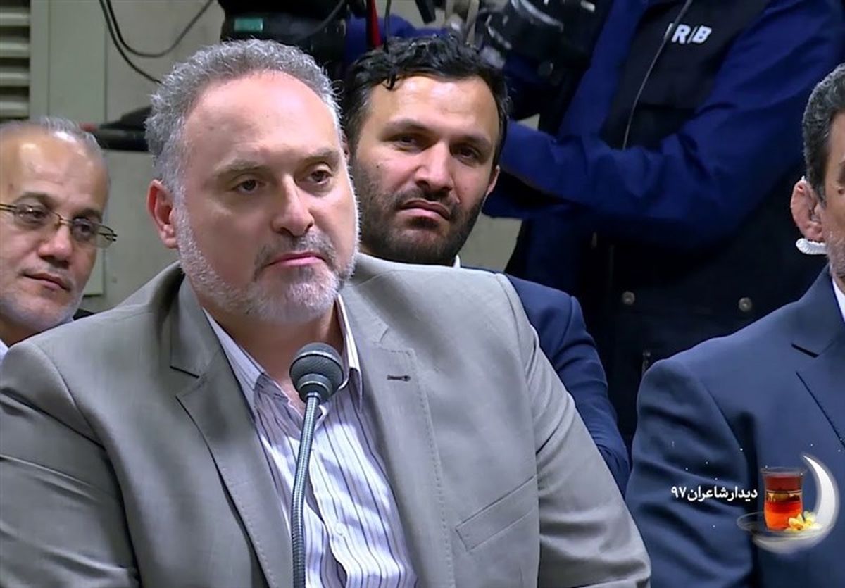تقدیر رهبر انقلاب از یک شاعر