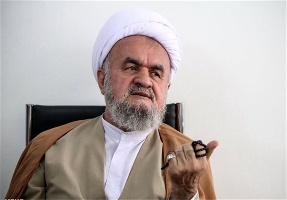 آیت‌الله اسلامی:فساد اقتصادی فضای کشور را آلوده کرده است