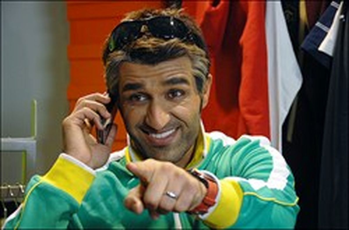گاف عجیب پژمان جمشیدی در برنامه ۹۰