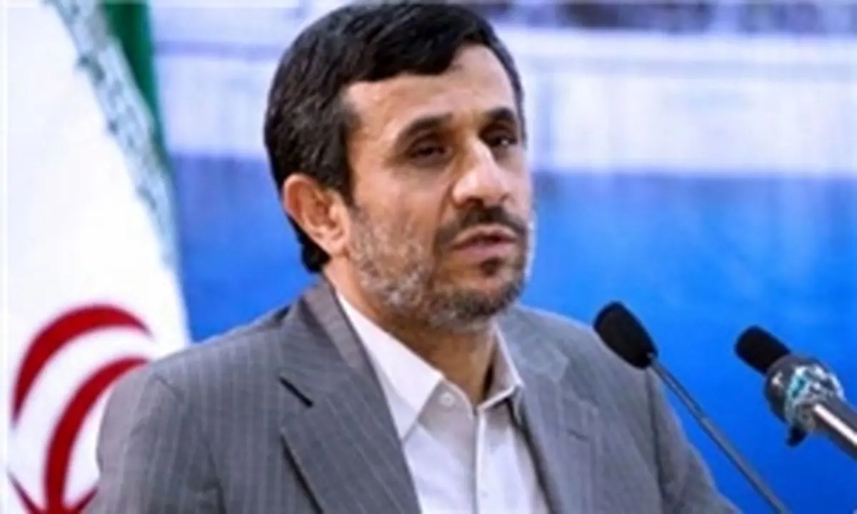 چرا احمدی نژاد به شعارهای خود پایبند نماند؟