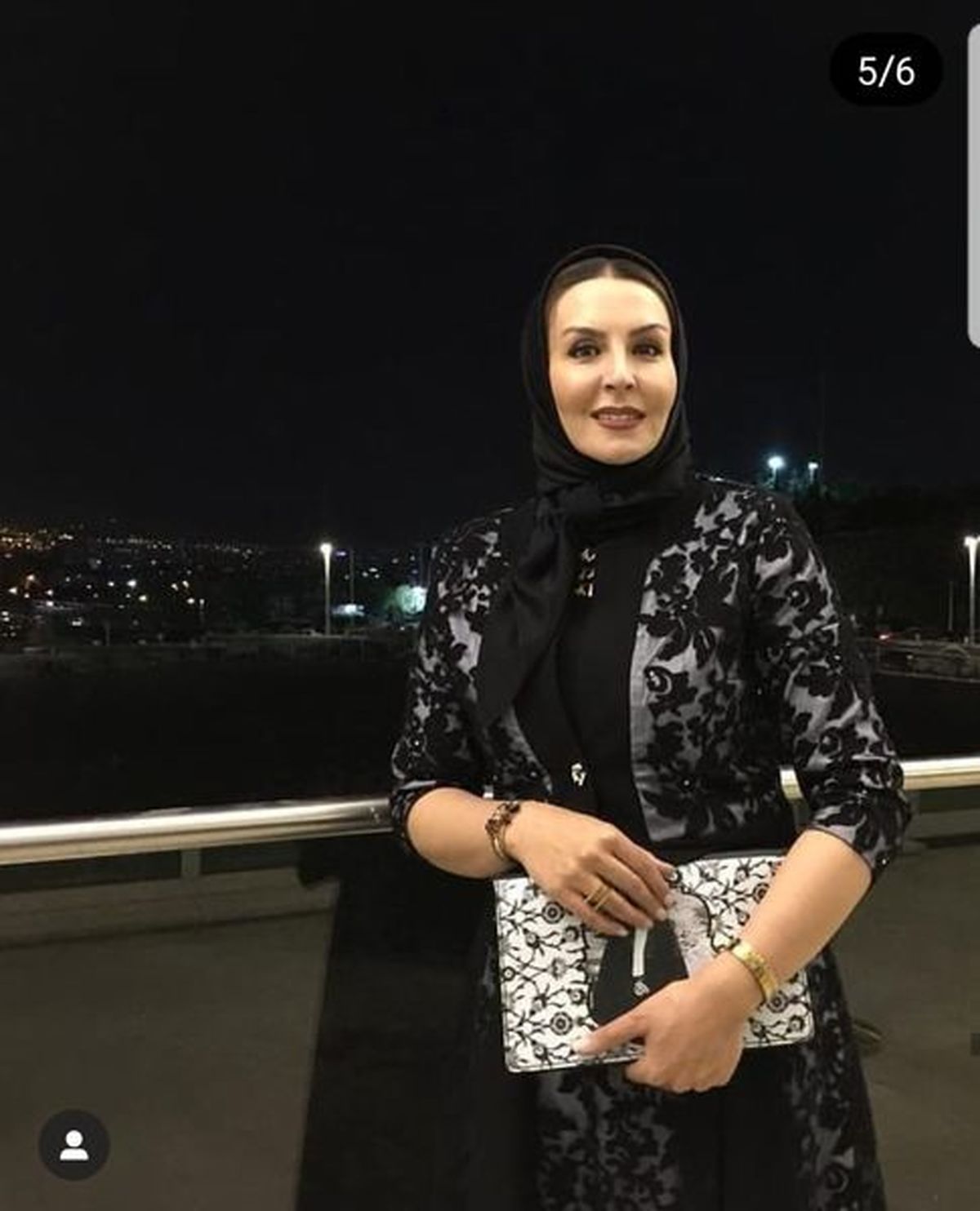 بازیگر سریال گاندو با لباس مجلسی+عکس