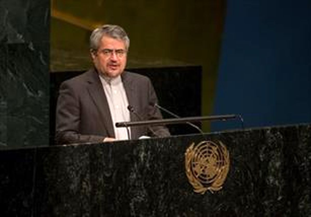 خوشرو: تجاوز آمریکا به سوریه باعث تقویت تروریست‌ها می‌شود

