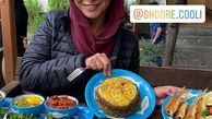 خانم بازیگر در یک ‌رستوران شمالی + عکس