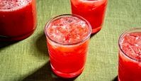 10 نوشیدنی برای گرمازدگی که جایگزین دارو است