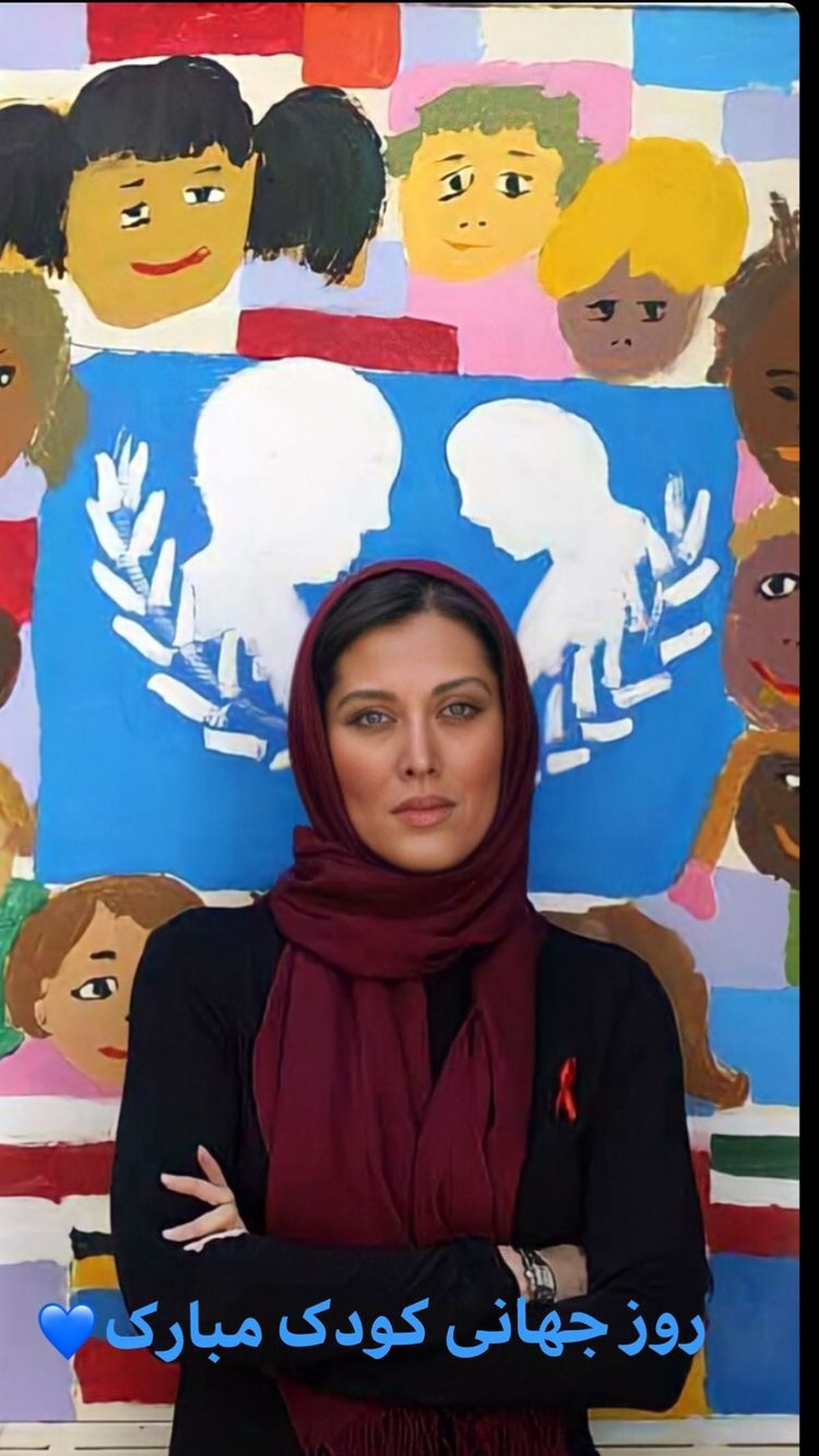 تبریک‌ مهتاب کرامتی به کودکان + عکس