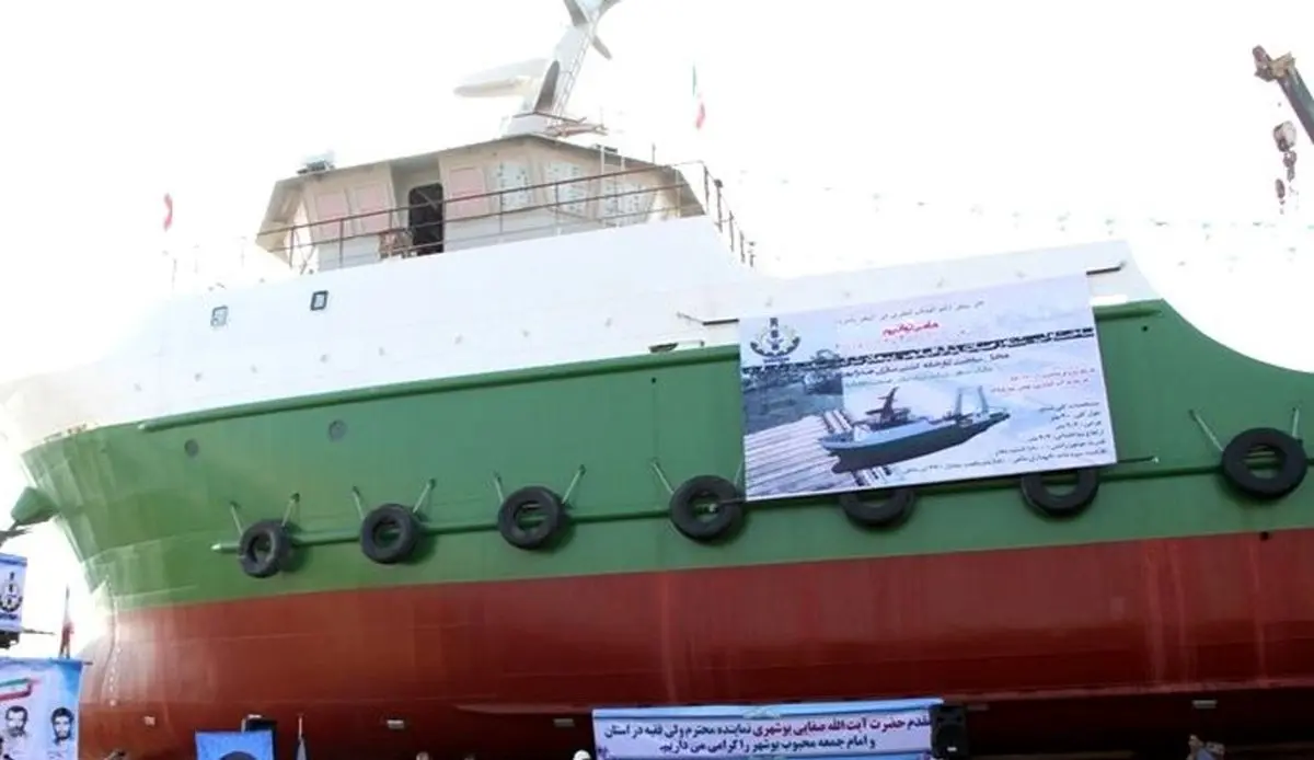 نخستین شناور اقیانوس پیمای کشور وارد آب شد