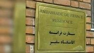 ایرانی ها ازخدمات رسانی سفارت فرانسه درتهران ناراضی هستند