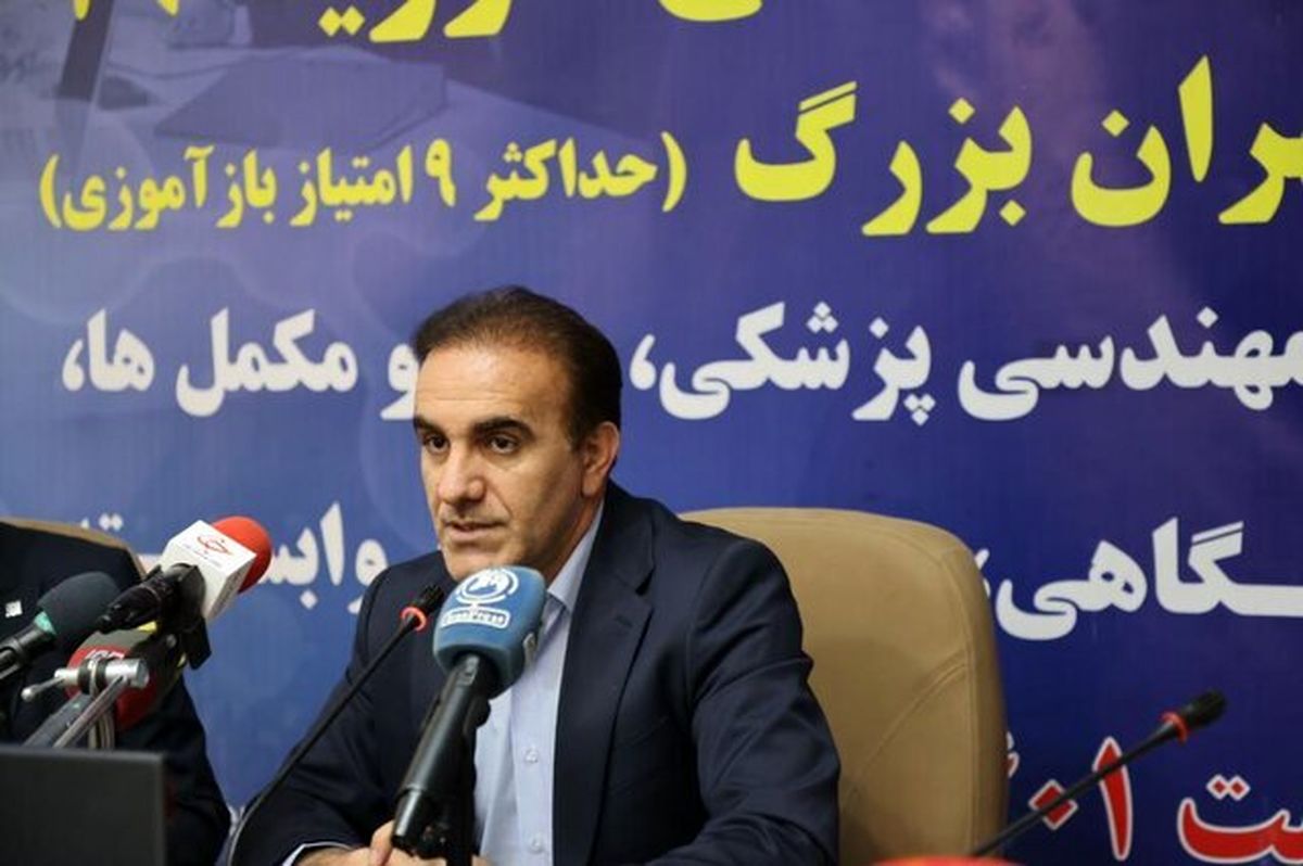 هنوز تعرفه‌های پزشکی ابلاغ نشده / برای کم لطفی به کادر درمان در مورد کرونا زود است !