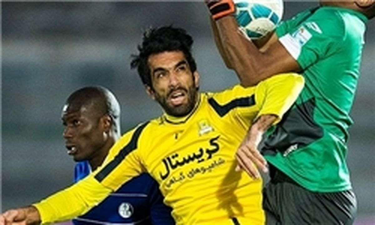 اعتصاب به راه‌آهن کشید