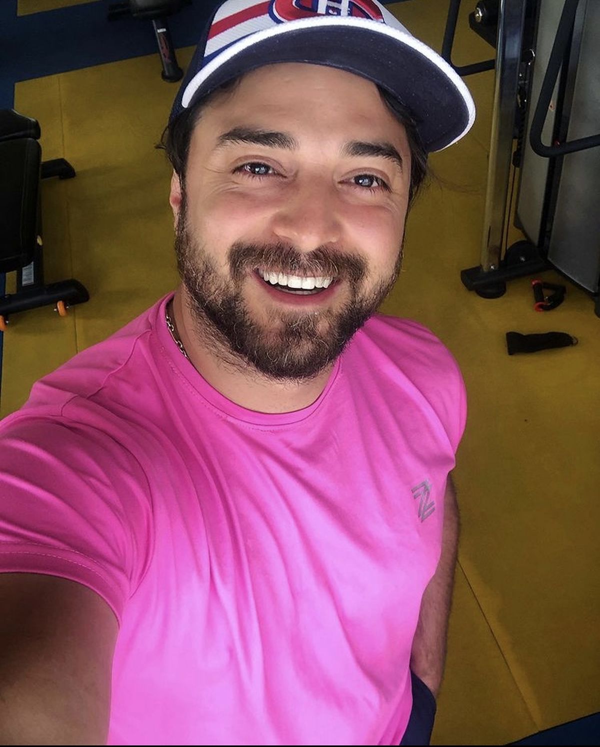 لباس شاد بابک جهانبخش + عکس