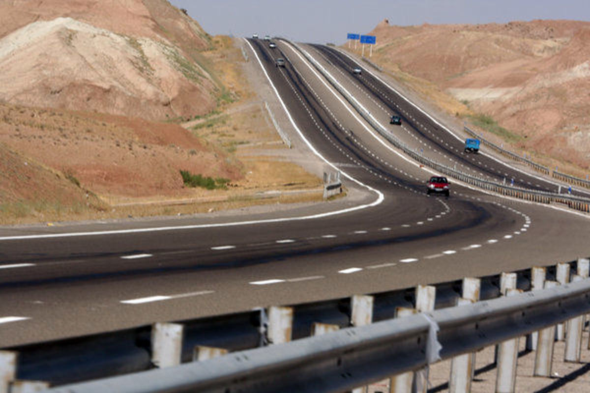 استفاده  از توان مهندسان و مصالح  ایرانی در ساخت آزاد راه ها