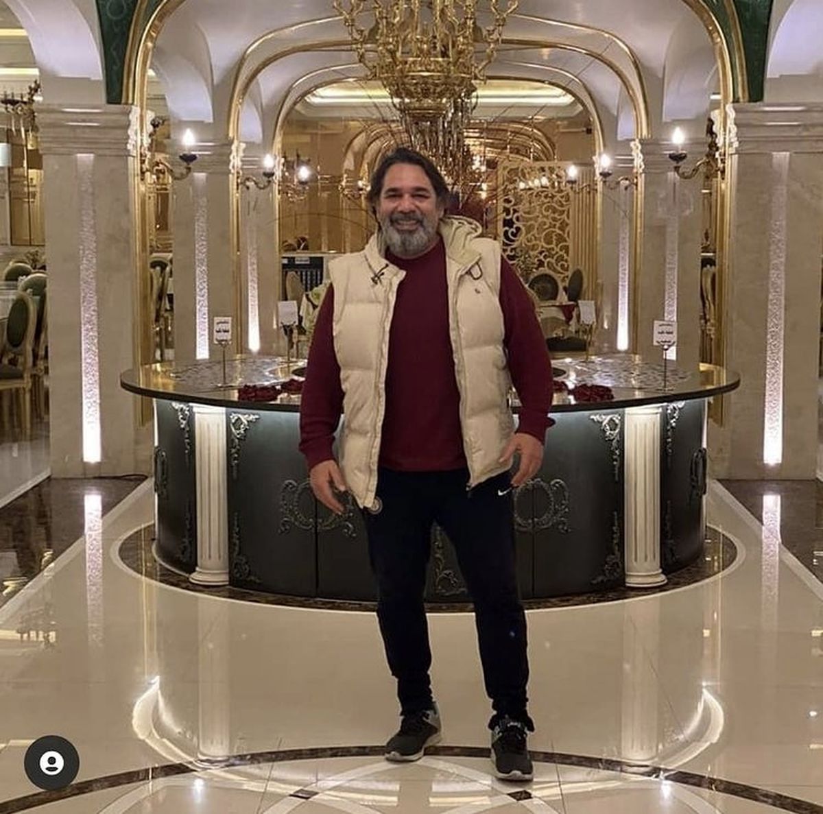 داریوش سلیمی در هتلی در مشهد + عکس