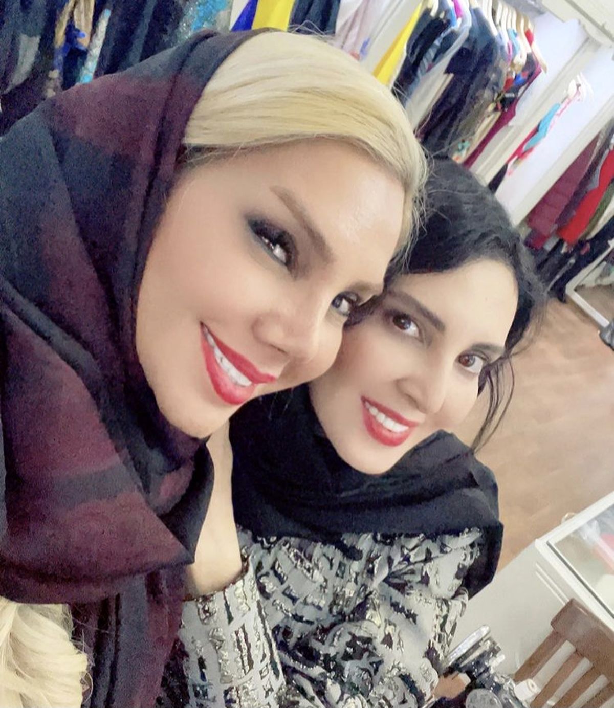 سلفی دوستانه لیلا بلوکات + عکس