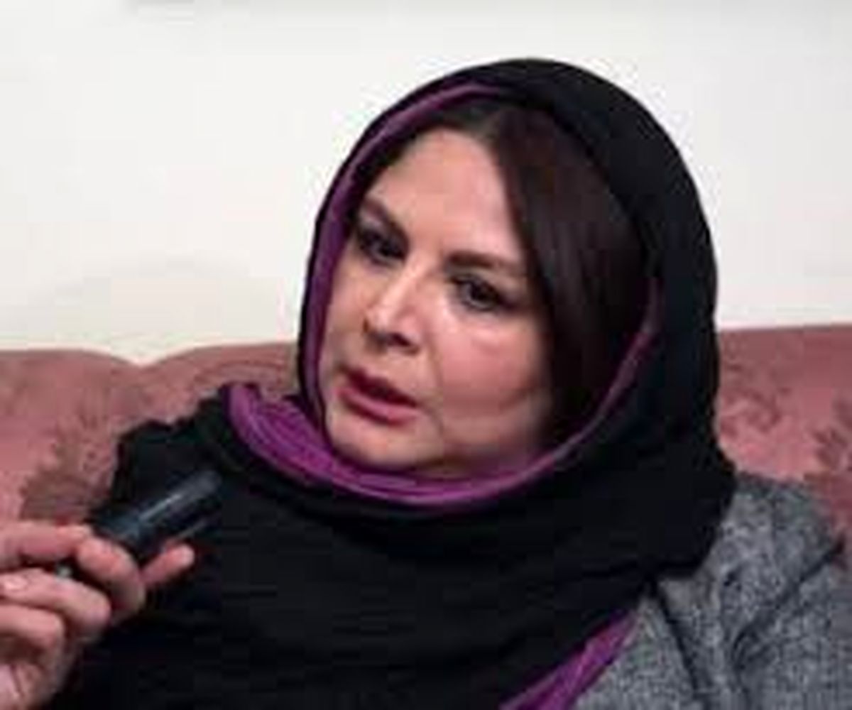 سلفی پشت ماشینی شهره سلطانی 