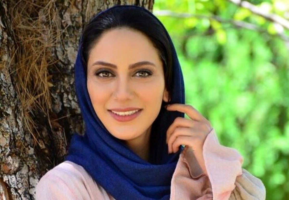  مونا فرجاد با پوشش چادر در یک فیلم کمدی