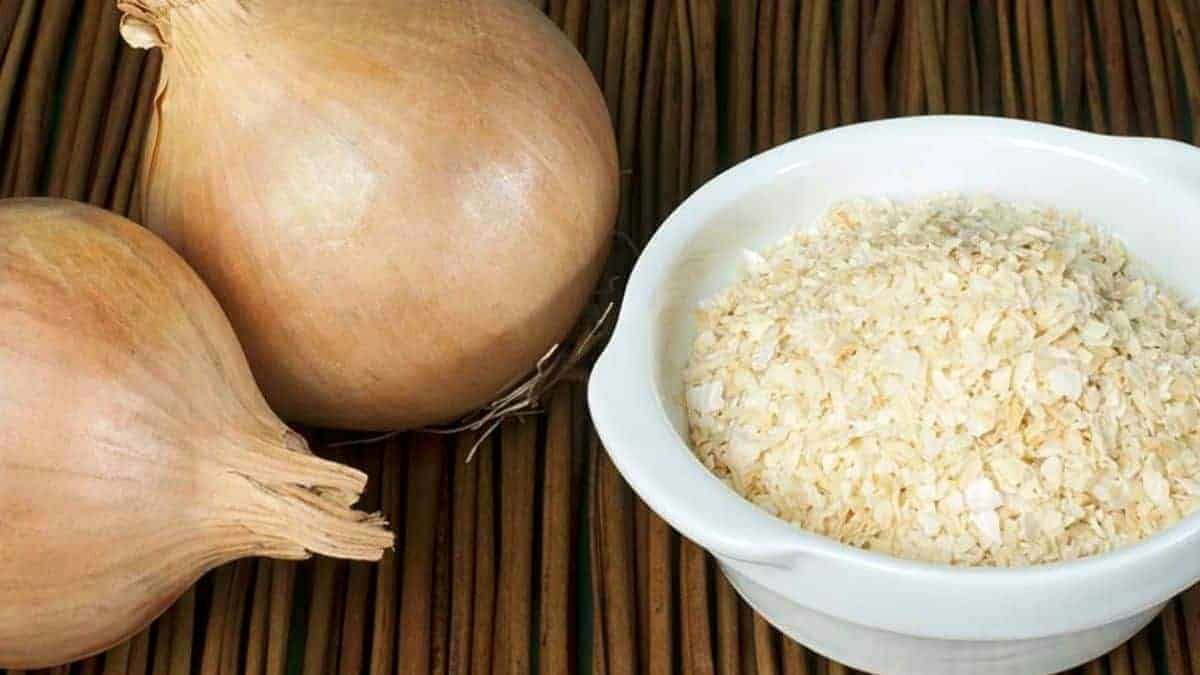 پودر پیاز خانگی را با این روش های ساده درست کنید