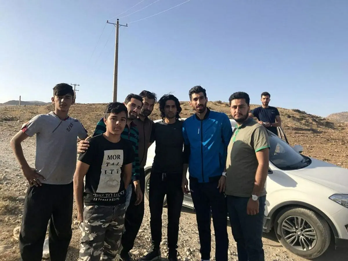 بازیکنان گسترش فولاد در مناطق زلزله زده