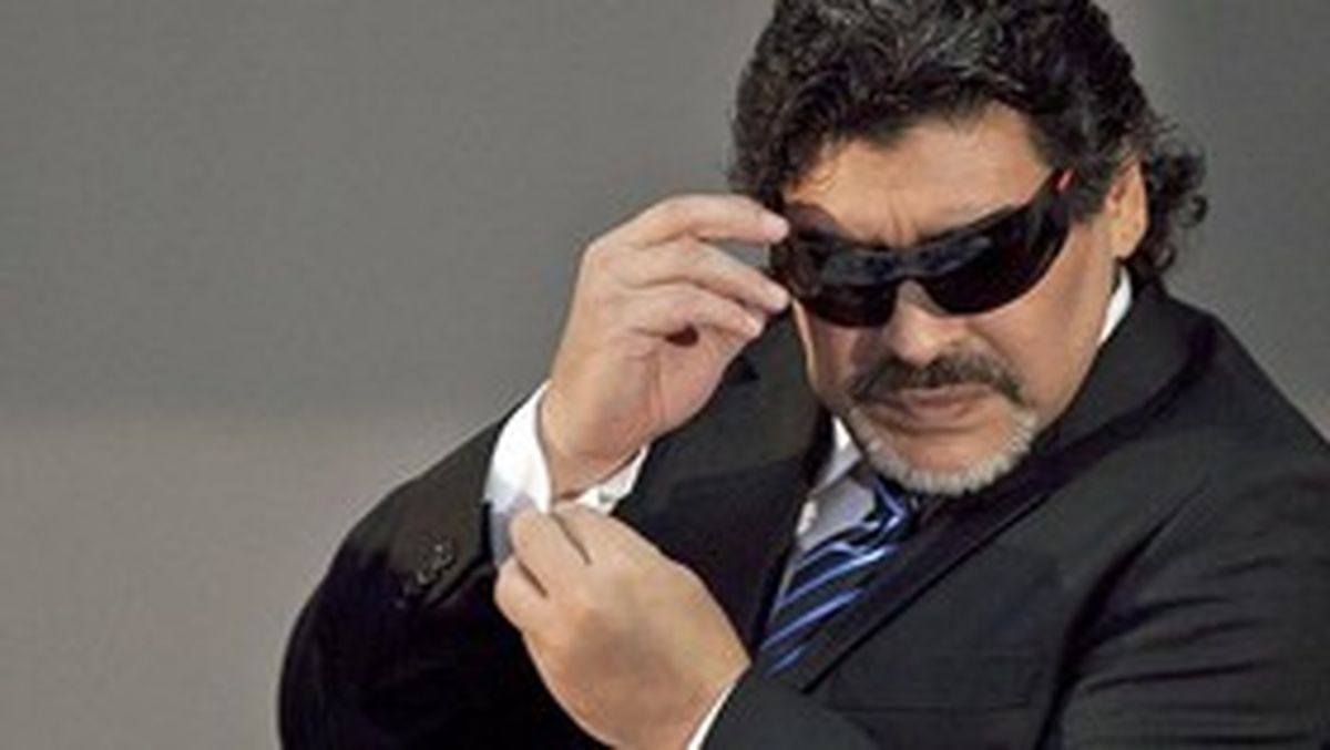 مارادونا: " دروغ محض است! "