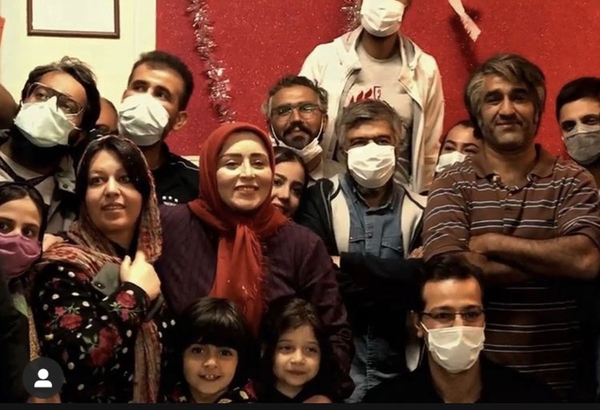 آخرین عکس دست جمعی زیرخاکی ها 