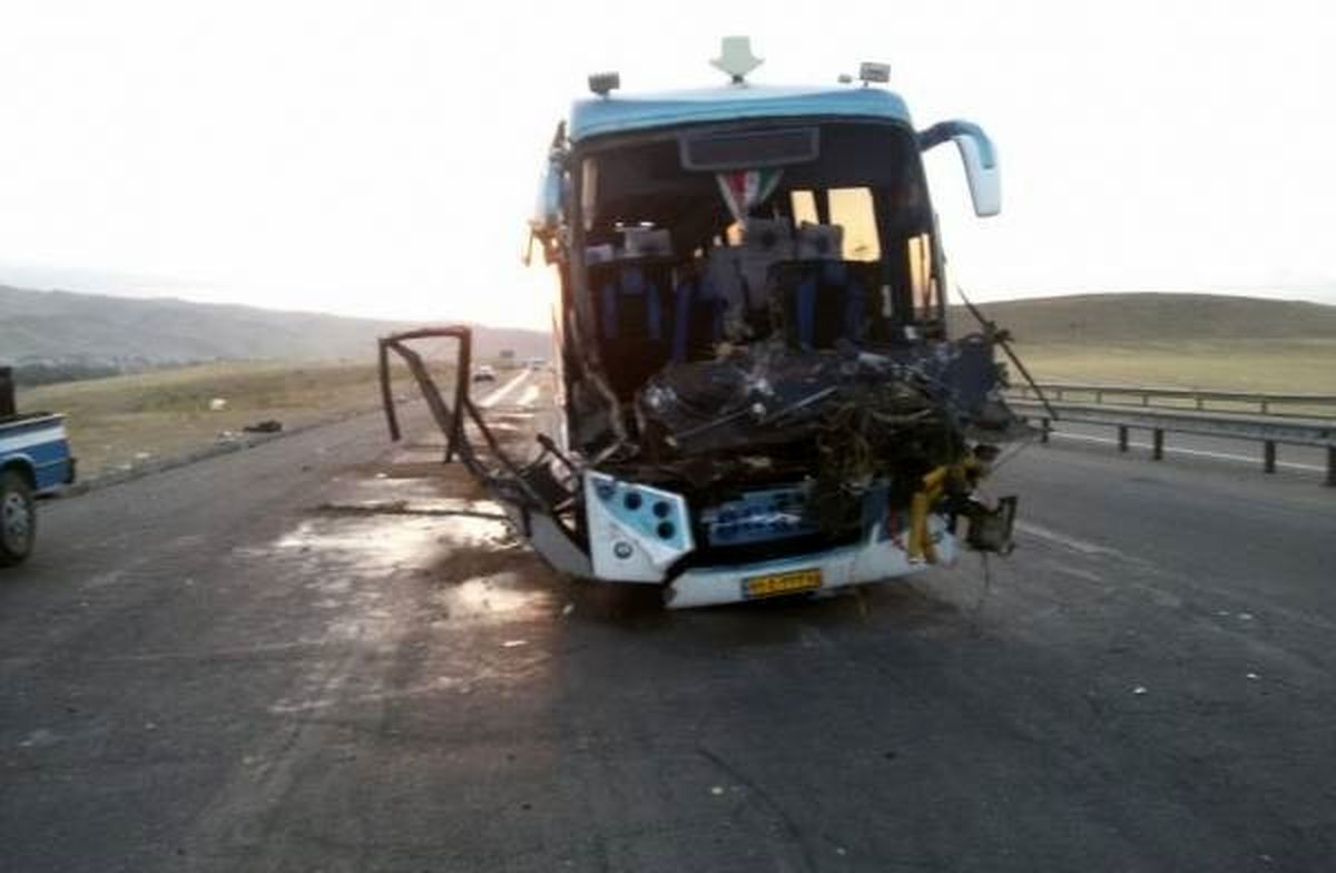 تصادف، جان سه نفر از زائران اربعین را گرفت