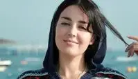 استایل پاییزی افسانه پاکرو در کنار دریا + عکس