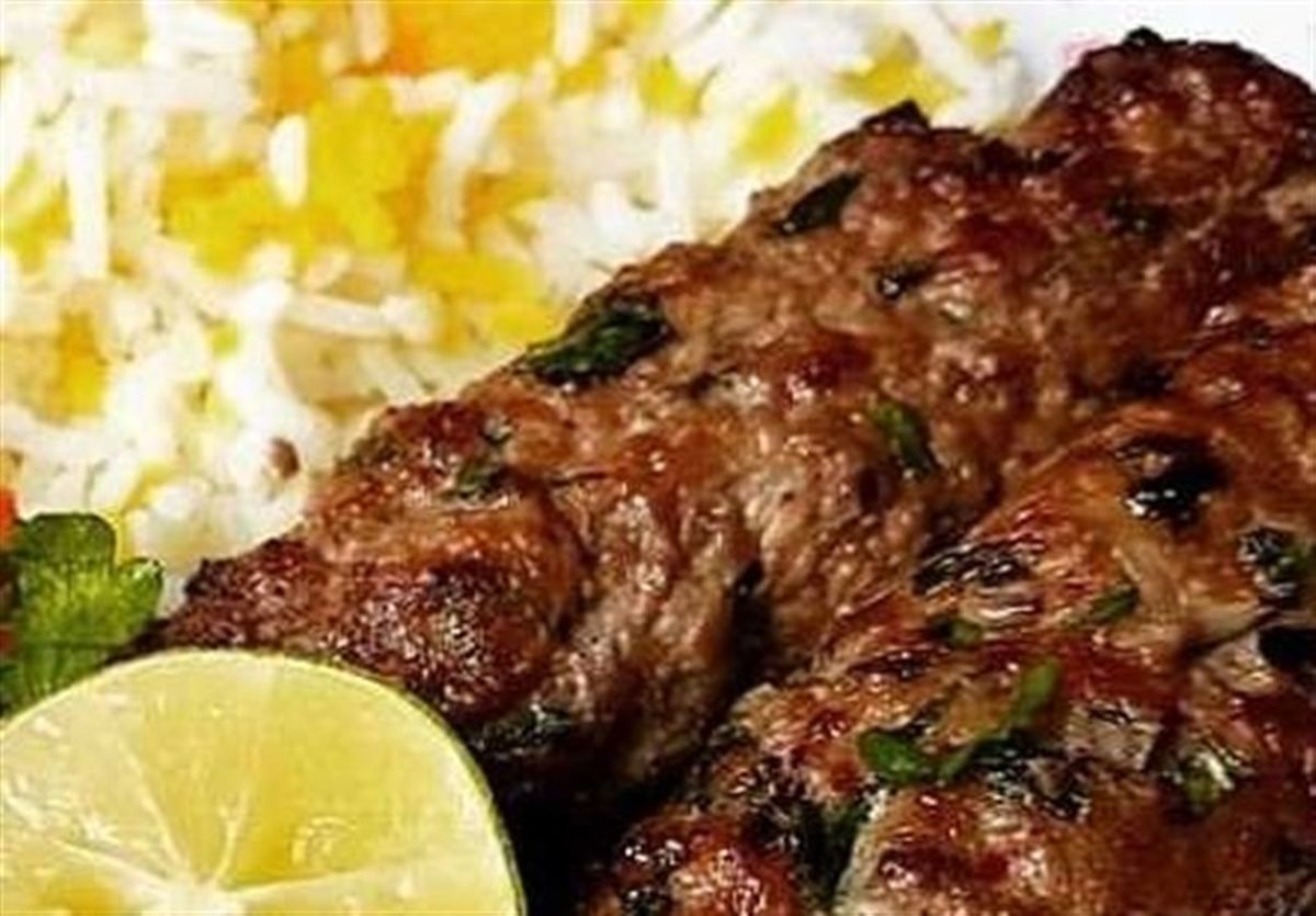 خوردن عدسی با نان به جای گوشت!