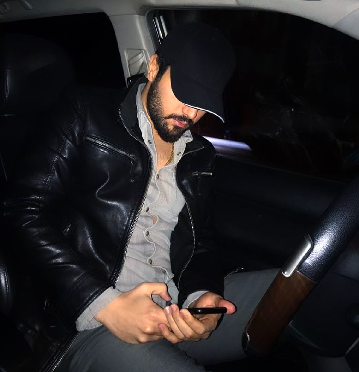 ماشین شخصیشی سینا مهراد + عکس