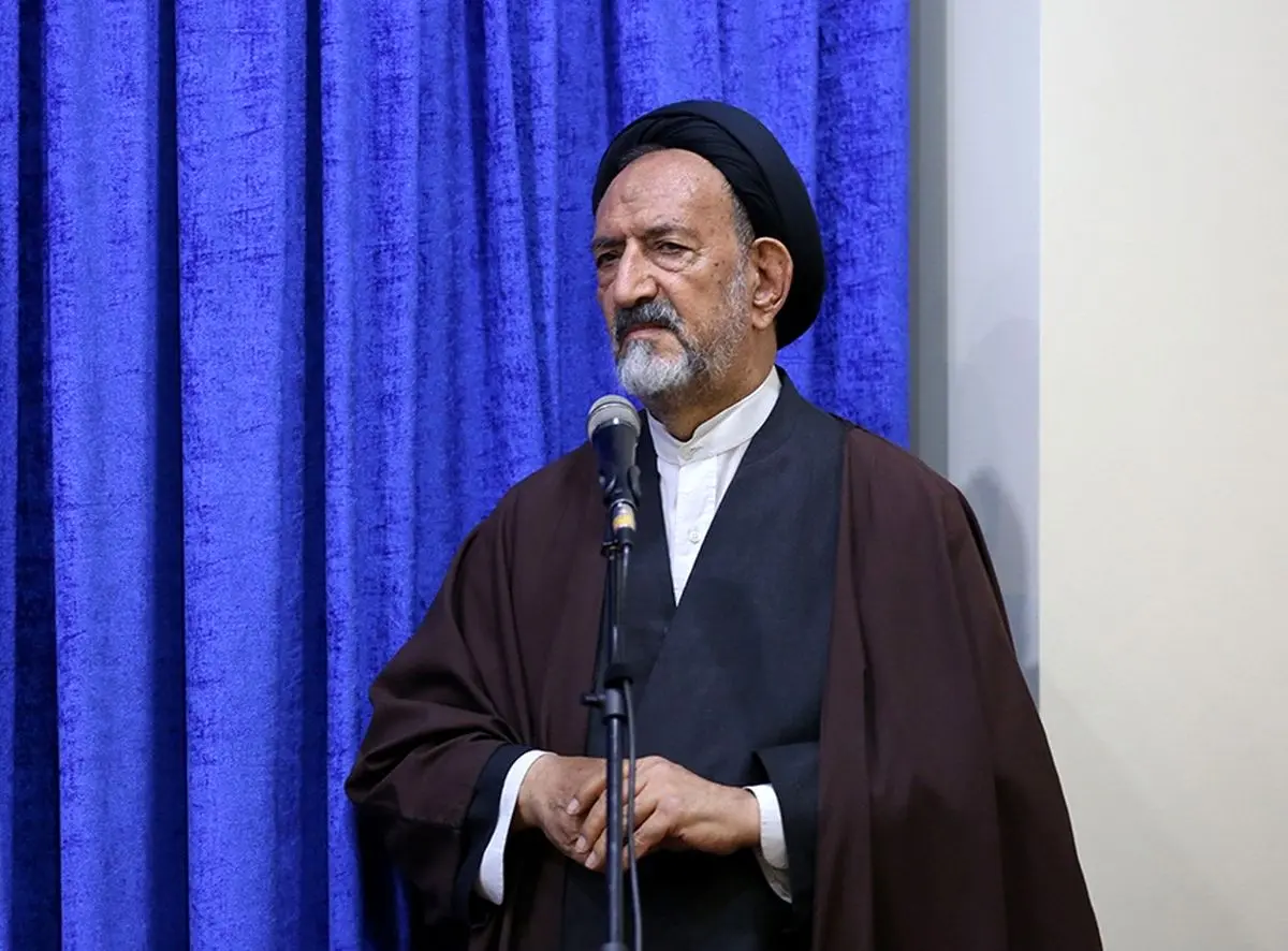  قلم طلایی به محمود دعایی رسید