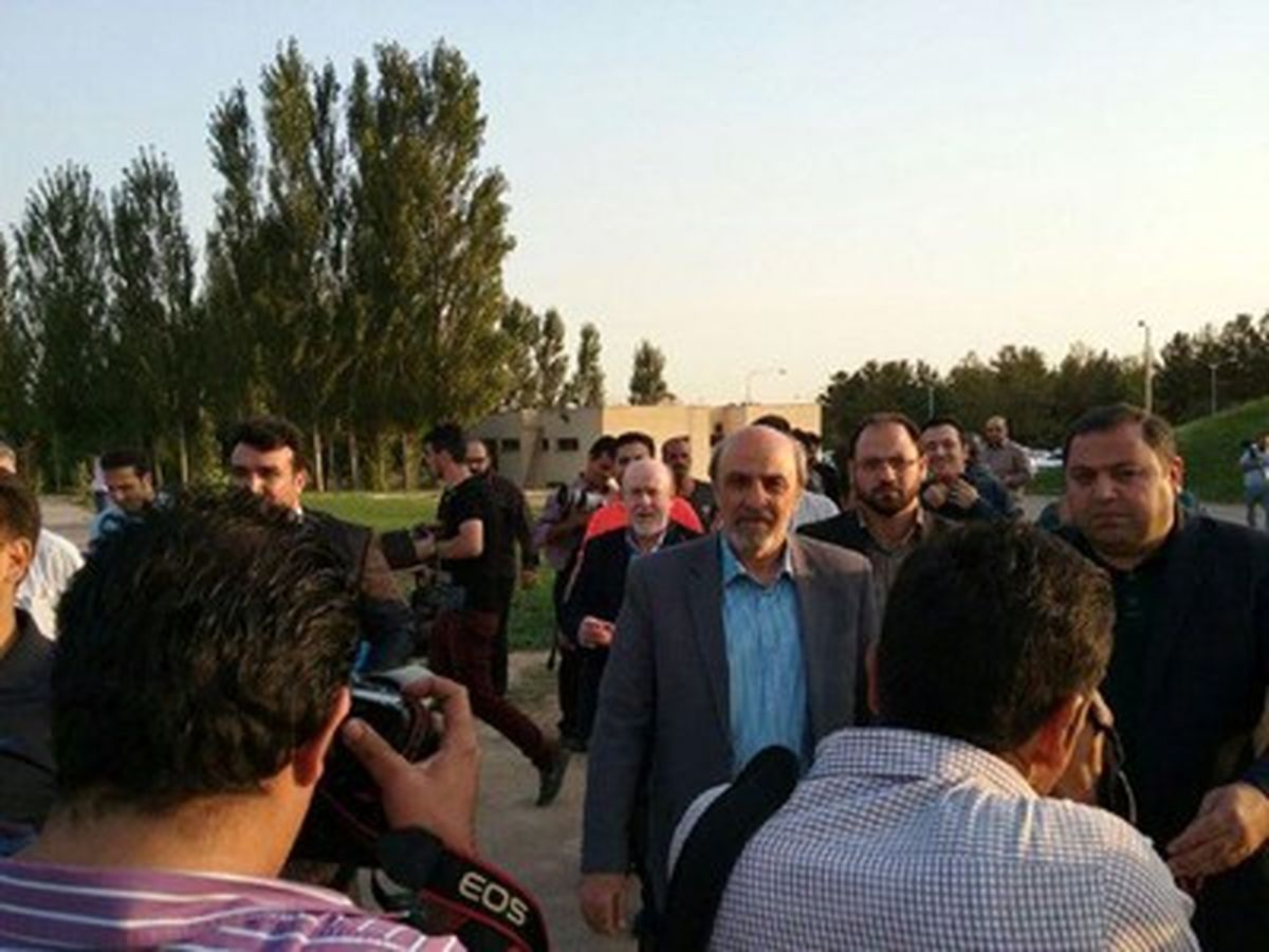 آقای وزیر، در استقلال چه خبر است؟