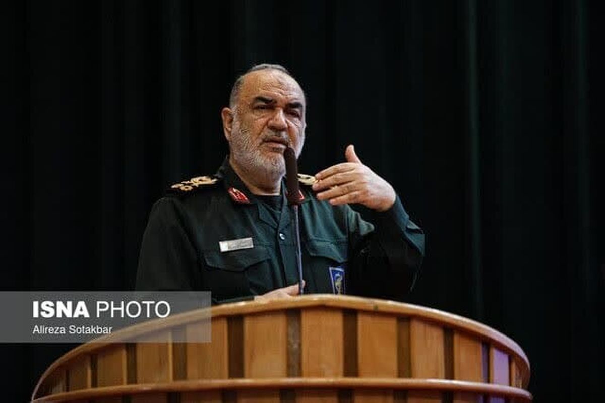 شهید عباس نیلفروشان از ۱۵‌سالگی مرد میدان جهاد بود