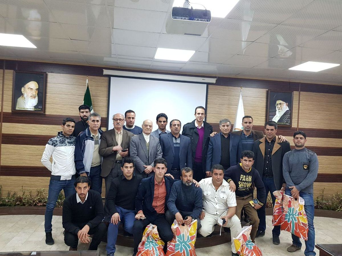 خدمات پزشکی داور لیگ برتری به زلزله‌زدگان(عکس)