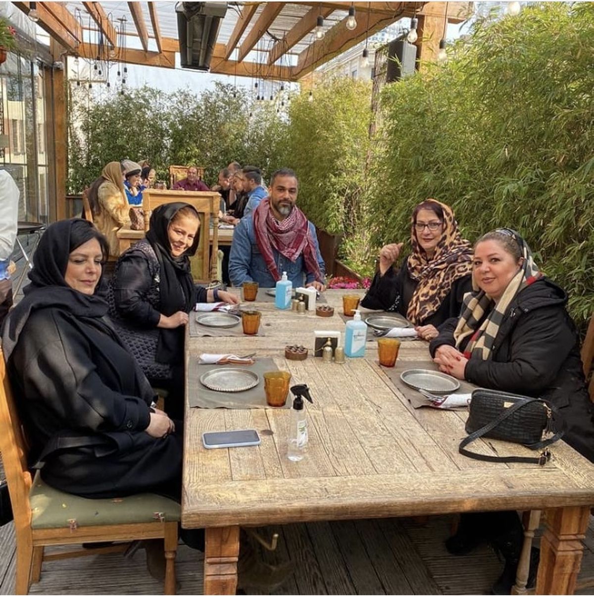دورهمی گرفتن مریم امیرجلالی با دوستانش + عکس
