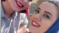 سلفی سانیا سالاری با دوستش + عکس