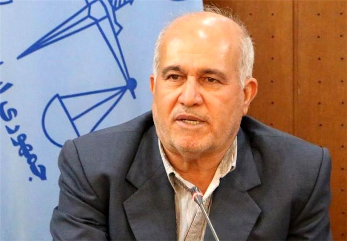  اموال برخی واحدهای تولیدی به دلیل بدهی در توقیف بانک می‌باشد