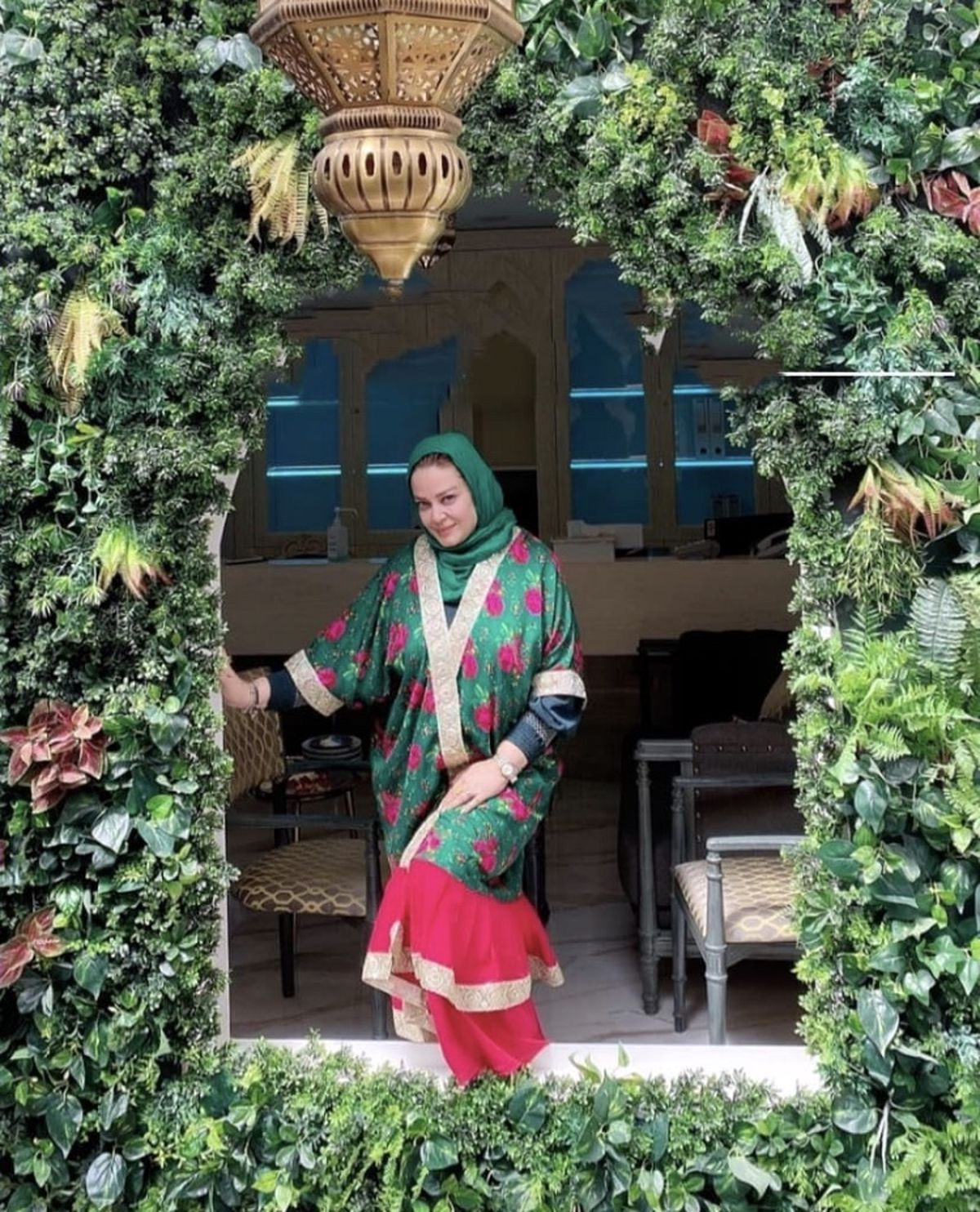 بهاره رهنما در دالانی از بهشت + عکس