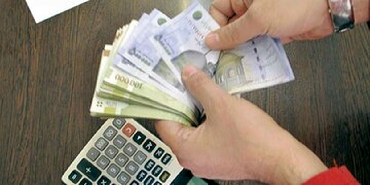 پرداخت حقوق و مزایای این گروه کارمندان تغییر کرد