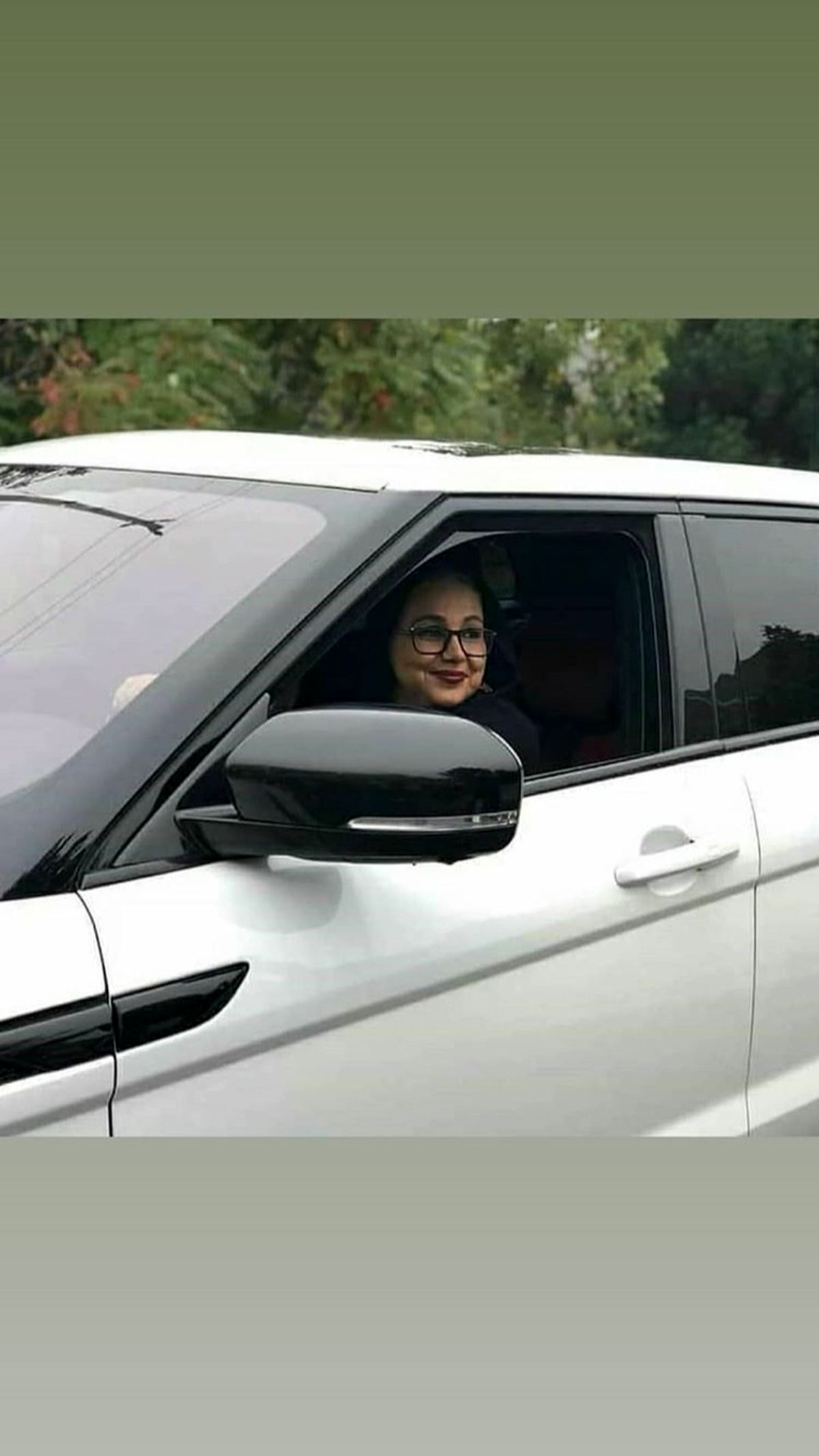 ماشین شخصی بهنوش ‌بختیاری + عکس