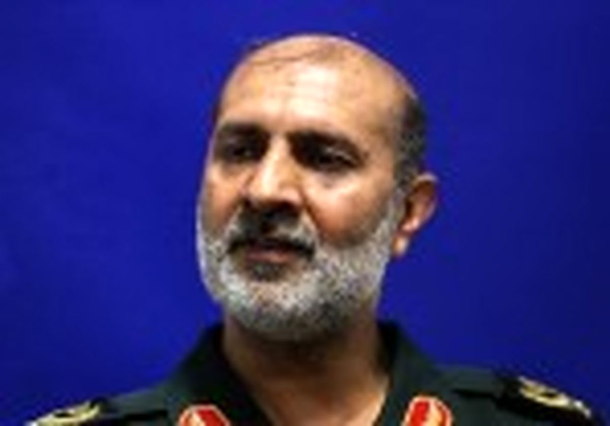 برخی از داخل، در جنگ 8 ساله به عراق اطلاعات می دادند