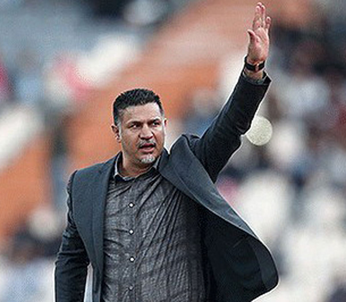          بمب پرسپولیس را سیاسی ترکاند: دایی برکنار شد ،درخشان سرمربی پرسپولیس/ رهبری فرد و عبدی دستیاران احتمالی