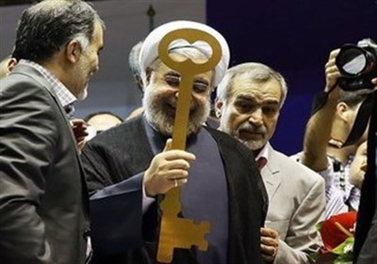 ۱۴ وعده توخالی روحانی به جوانان بیکار  